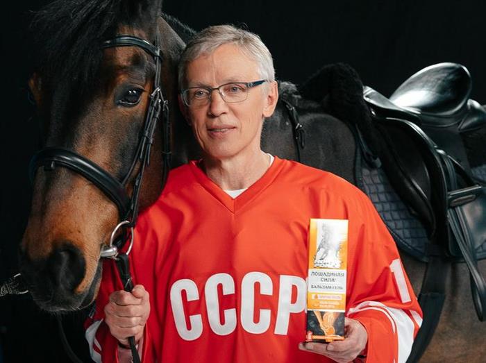 Главный тренер молодежной сборной России Игорь Ларионов стал амбассадором бренда "Лошадиная сила" Главный тренер молодежной сборной России Игорь Ларионов стал амбассадором бренда "Лошадиная сила"